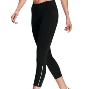 Old Navy Black ON Active Go-Dry Run Crop Basic Blackjack Size Medium